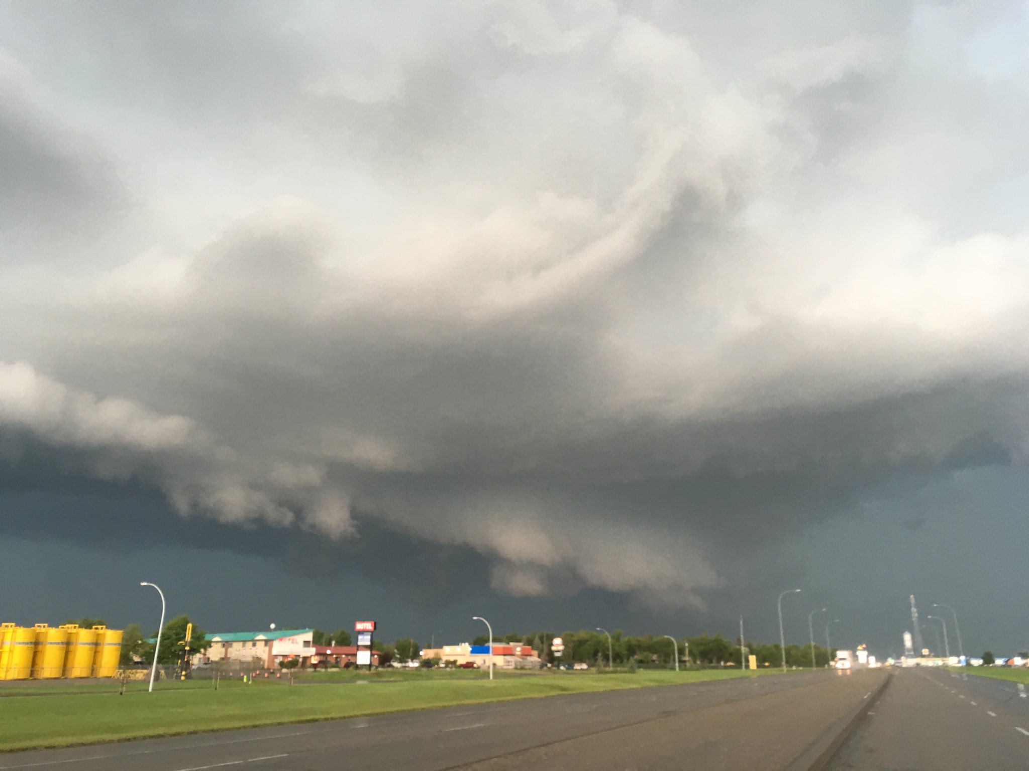 Breaking news on Claresholm, Alberta, Canada