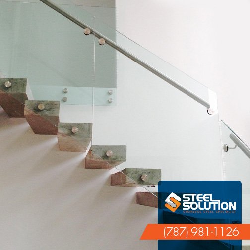 SteelSolutionPR's tweet image. Escaleras flotantes, cristal y pasamanos en Stainless Steel. Fabricamos tus sueños. 787-981-1126 #SteelSolution