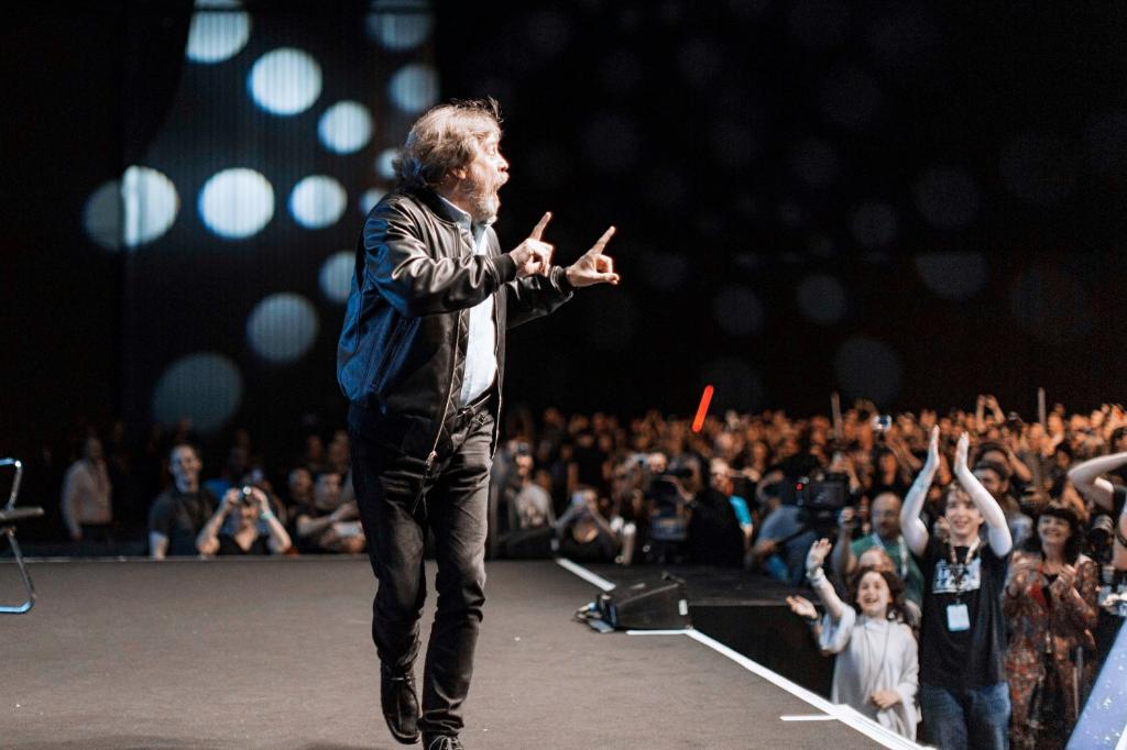 IMDb's tweet photo. Star Wars Celebration 2016: Day 2 https://t.co/lhbhM4P6Nd https://t.co/OsXOX2HMBi