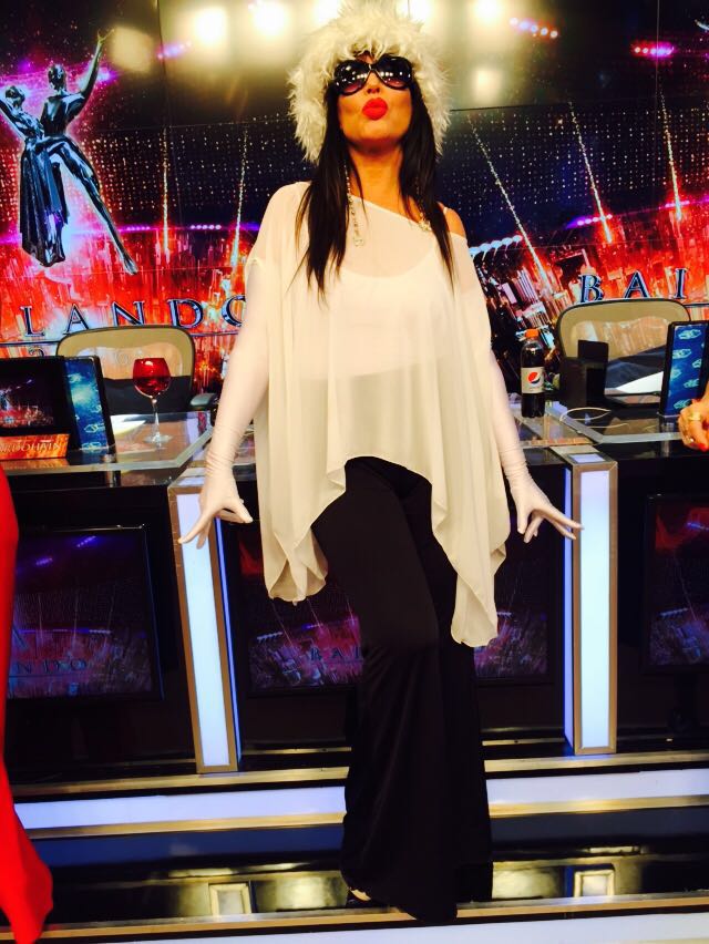 Moria_Casan's tweet image. Ya lista!!! Total look @maureenedinar 💋💋💋 #Aire 👈