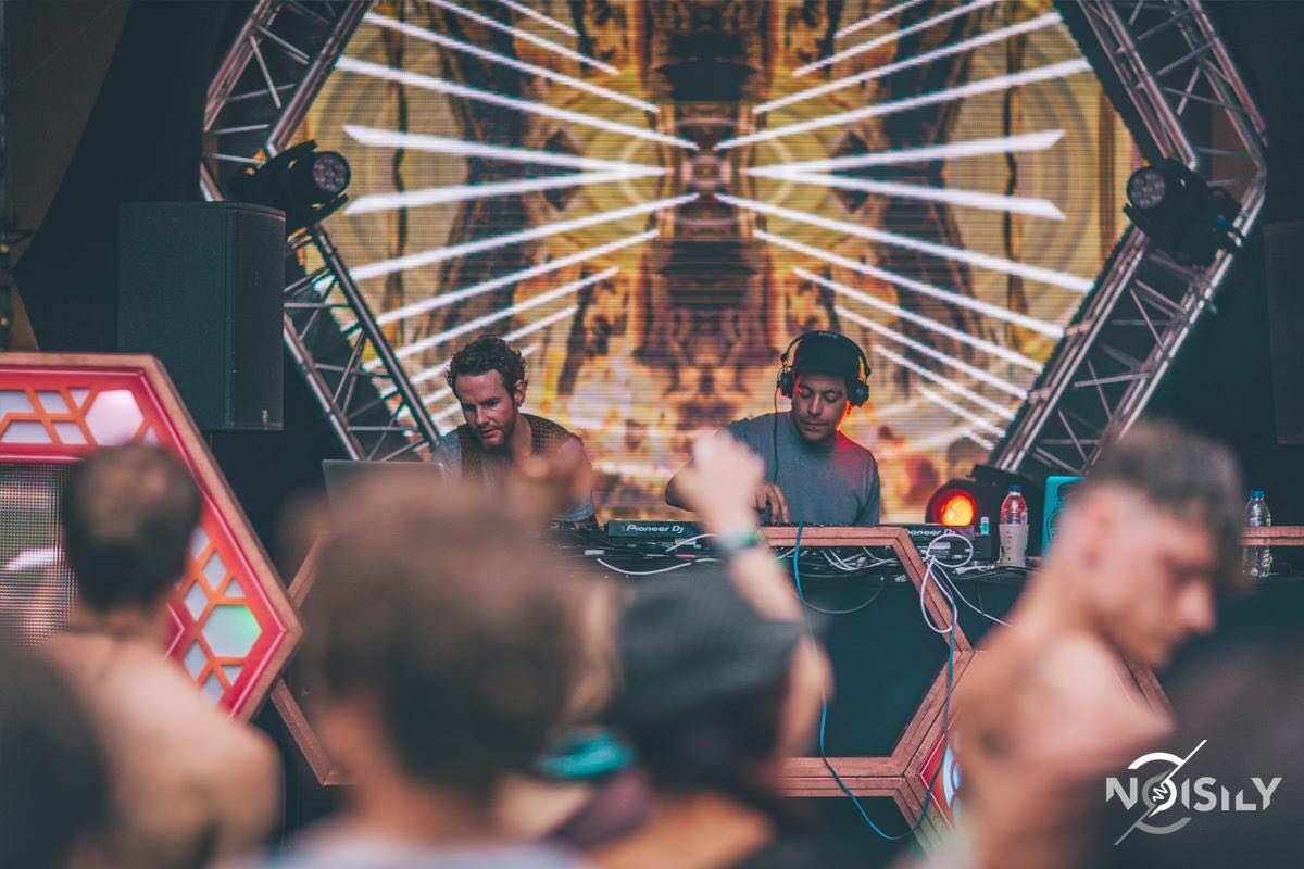 Last weekend w <a href="/Headroomusic/">headroomusic@gmail.com</a> <a href="/nanorecords/">Nano Records</a> at <a href="/NoisilyFestival/">Noisily Festival</a>