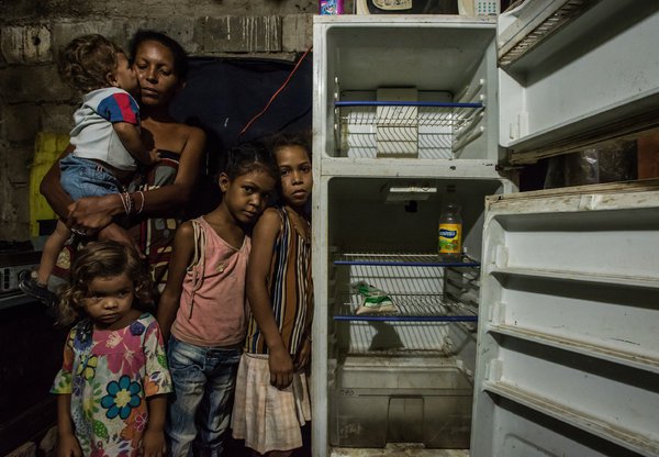 kingezyd's tweet photo. @Rambobiggs @RealAlexJones @realDonaldTrump what is happening in venezuela is horrific. What wakes for america. https://t.co/8FdJTVecCh