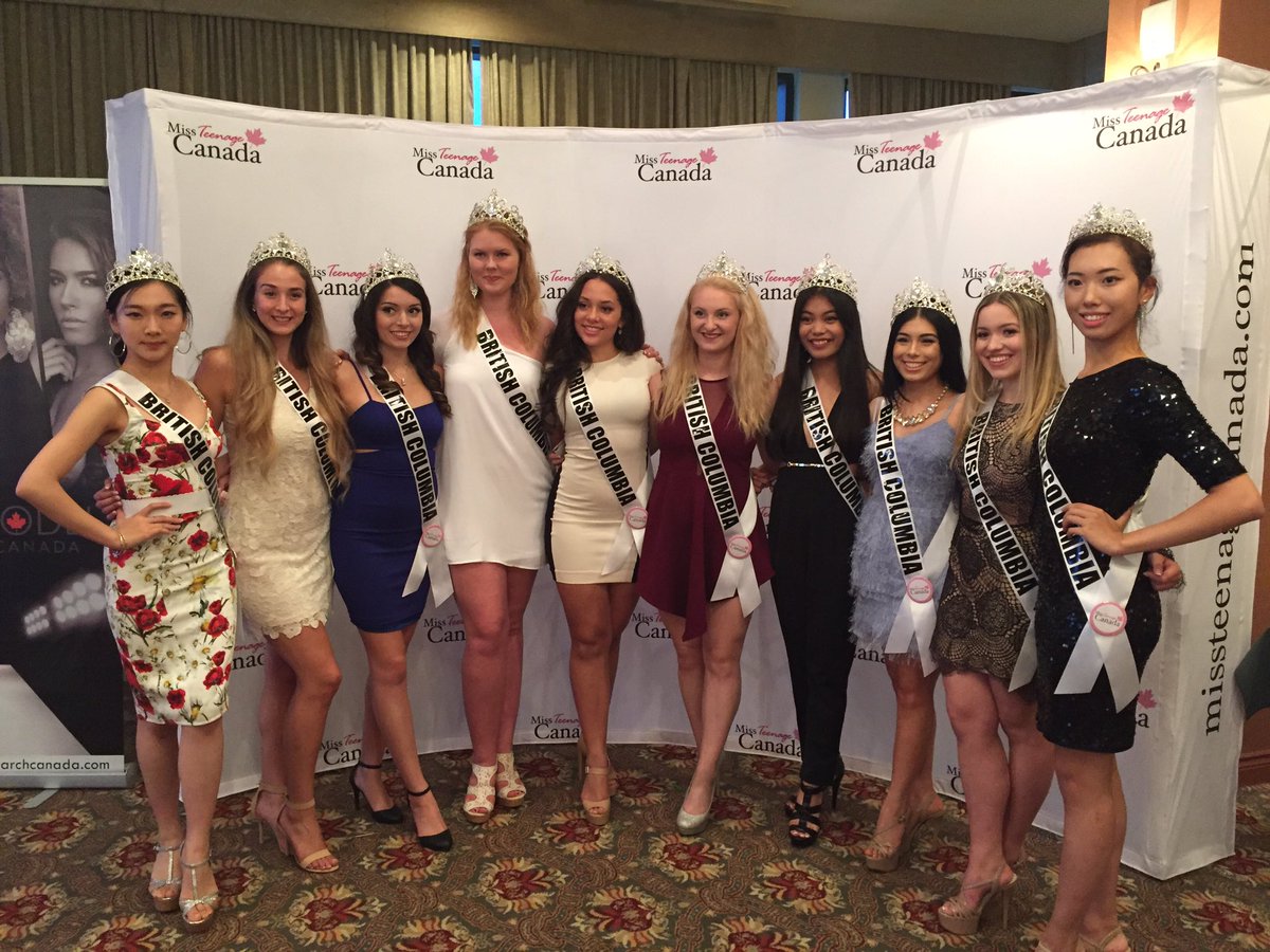missteenagelm's tweet photo. Yesterday's Welcome Party!! @TeenageCanada https://t.co/fmckk4uK5o