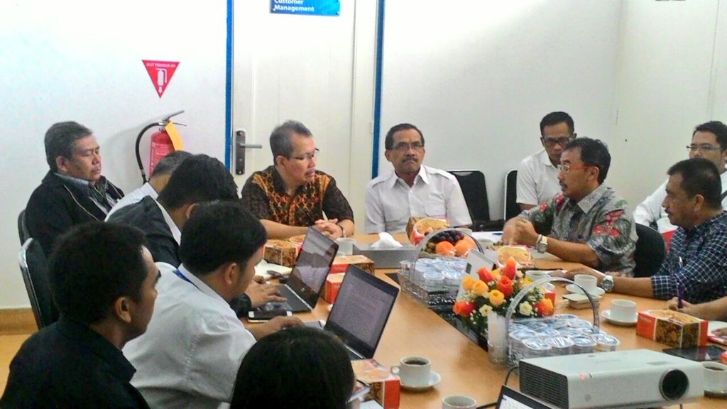 Bupati <a href="/Djoko_Arief/">Bupati&Wabup Blora</a> pagi ini ikuti rapat persiapan gas in (city gas) di PT.PGN Semarang bersama Pertamina EP Cepu