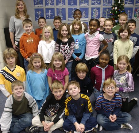 SamPJohnson's tweet image. Tonight's @GOP speechwriting was brought to you through the support of: 🍎📚📝