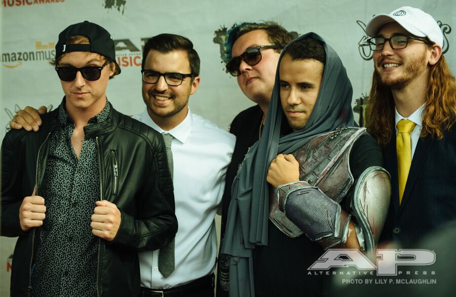 altpress tweet media