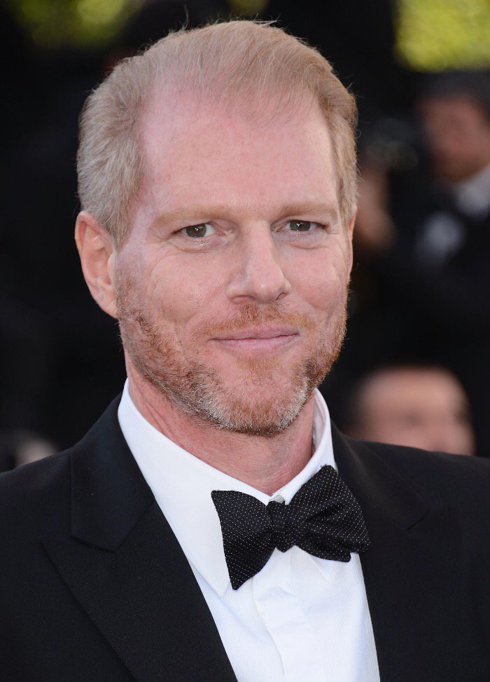 ilanalevine's tweet image. He looks great in a tux and knows #DavidHockney . Meet @NoahEmmerich - lover of constitutional law + acapella. Next