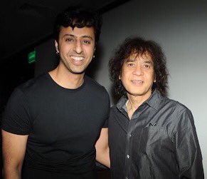 salim_merchant's tweet photo. Happy #GuruPurnima.Thank you my Gurus and teachers for guiding us &amp; blessing us @ZakirHtabla #UstadSultanKhan https://t.co/fpNDUhTlwD