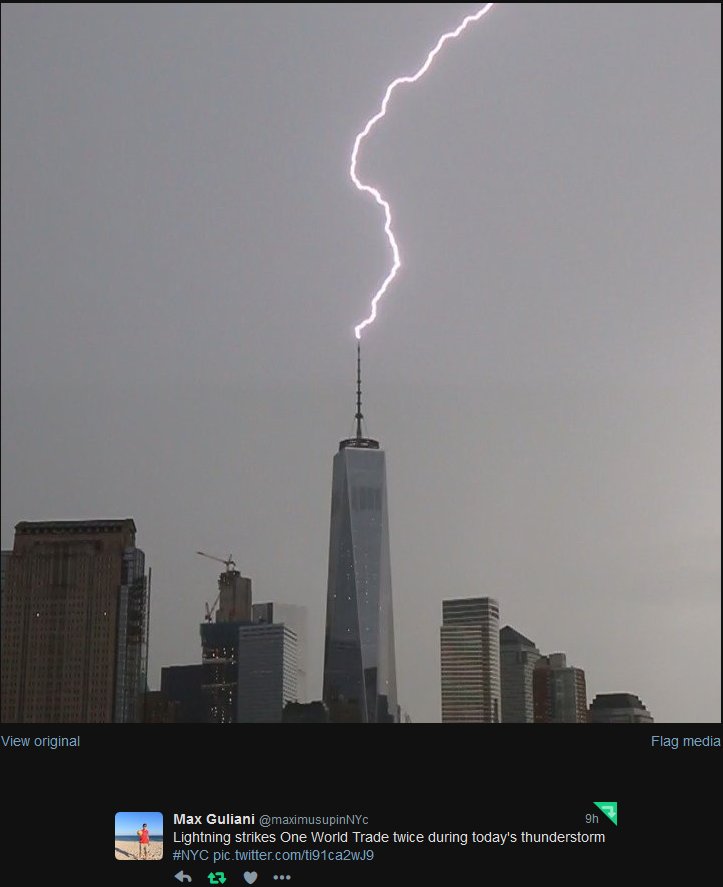 JimCantore's tweet photo. As cold front moved east Sunday &amp;Monday, both the Hancock building in #Chicago &amp; One World Trade in #NYC got zapped. https://t.co/tk7sdIsmNw