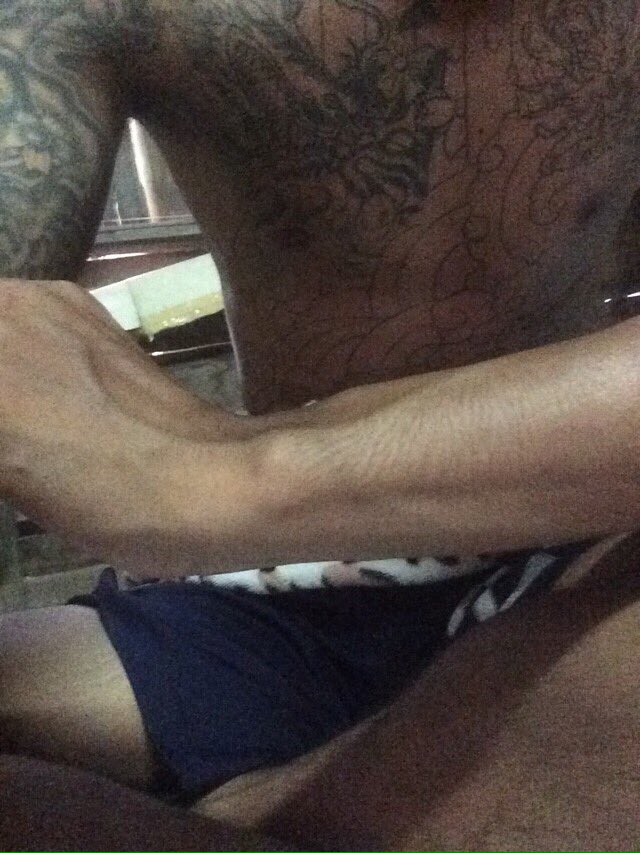R0rqU's tweet photo. ชายแท้ แชร์สิ https://t.co/EfU8YzZcFf