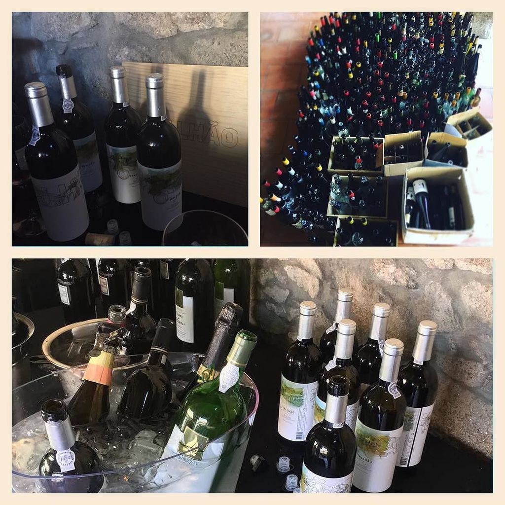 QTralhao's tweet photo. #tralhao @ #niepoortportasabertas . #tua #douro #wine . @ https://t.co/peMxKkUE1e https://t.co/1XBrIzqrER