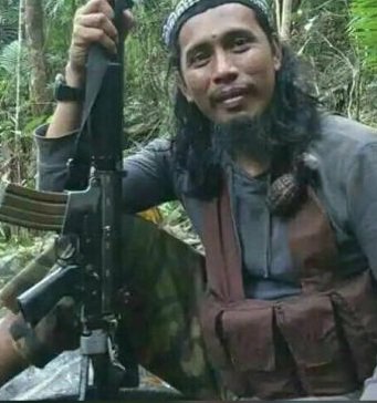 BREAKING NEWS : Foto Jasad Mirip Teroris Santoso.