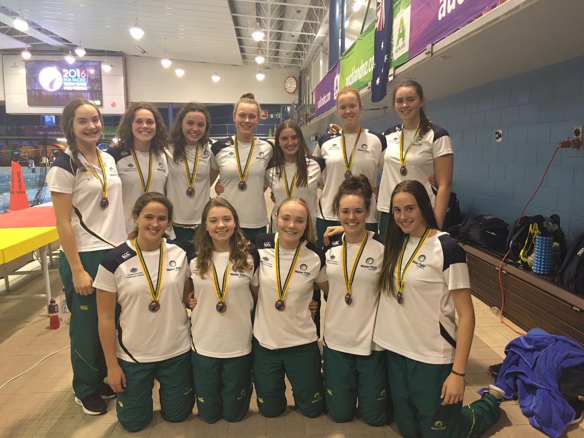 WaterpoloAus's tweet photo. #Aussies doing us proud at #PanPacs2016 - U18 #AussieGreen Team with their Bronze medal #GoAus #nextgen https://t.co/bzMBwazo15