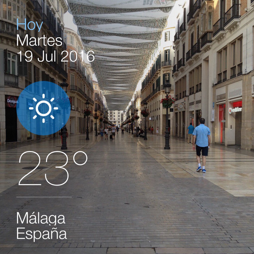 Buenos días #Malaga 23 grados en Calle Larios