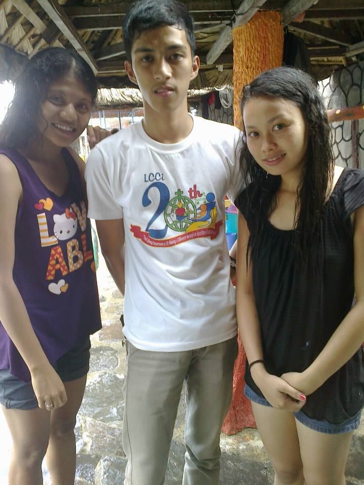 VeronElpedes's tweet photo. i miss my tropa!!!!! 
#4kingfisherbatch2012
#4thYEARCOLLEGEbatch2016 https://t.co/3wPUhmGGoz