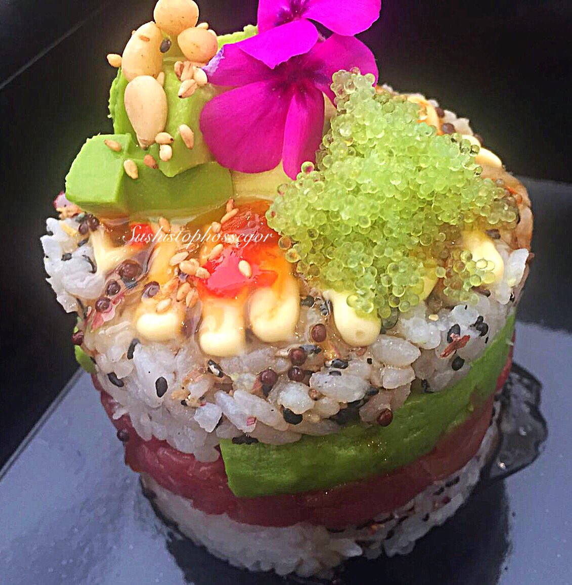CJSushis's tweet photo. Sushistopburger with red tuna! Super yummy come by to taste!.🍣❤️  @Hossegortourism @Guidezmoi #tuna #sushistopburger https://t.co/moAK8oKFYC