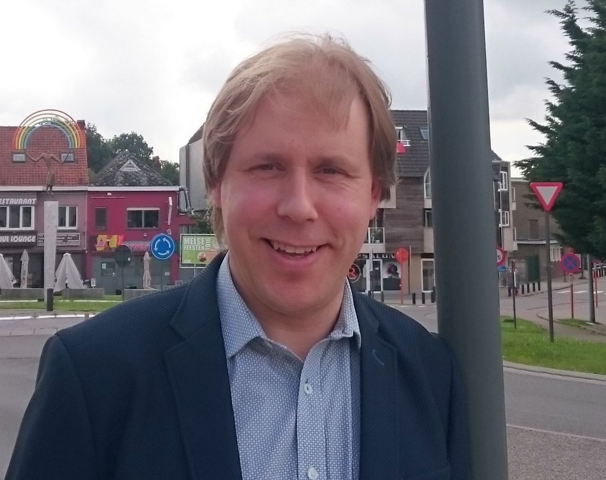 Spookfiles's tweet photo. Wij leerden 'polderen'; Steven Logghe van Vlaams #BeMobile over rol in project #Spookfiles https://t.co/Z2f5uVizFx https://t.co/zvGA0Ak1Oy