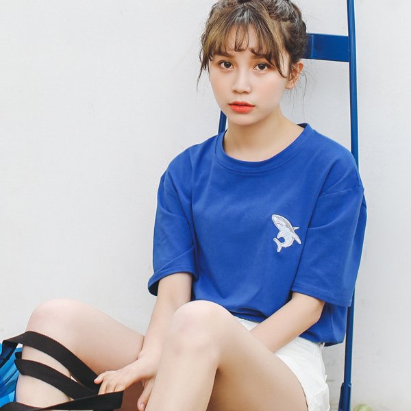 doublepixie's tweet photo. ♡ พรี 15-20 วัน // 270บ.
#TS32 Shark tee
ยาว 24" อก 40"
มี 2 สี ขาว / น้ำเงิน
#HowtoPerfect #ripไอดอ https://t.co/Nv7nh8tEDO