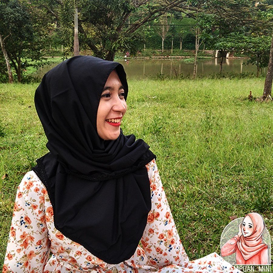 PerempuanMini's tweet photo. Maryam 
Pashmina Hitam Renda 
50 x 150cm 
Rp. 40.000,-

#onlineshopbandung #perempuanindonesia #perempuandewasa https://t.co/4hpXXZjlal