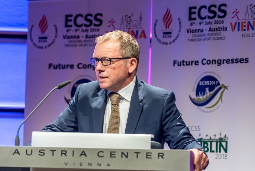 Aspire_Academy's tweet photo. #AspireAcademy’s Prof. @TimCableAspire,@E_C_S_S President, Presides over @ECSS2016 in Vienna https://t.co/UmUOEzmg3d https://t.co/6va6XkZXfE
