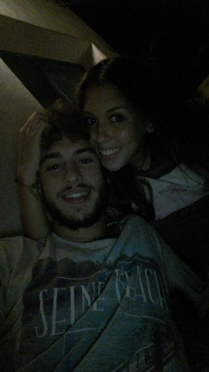 Cristina_mulero's tweet photo. Qué bonita la vida contigo ❤️❤️ https://t.co/O6BuMI7xof