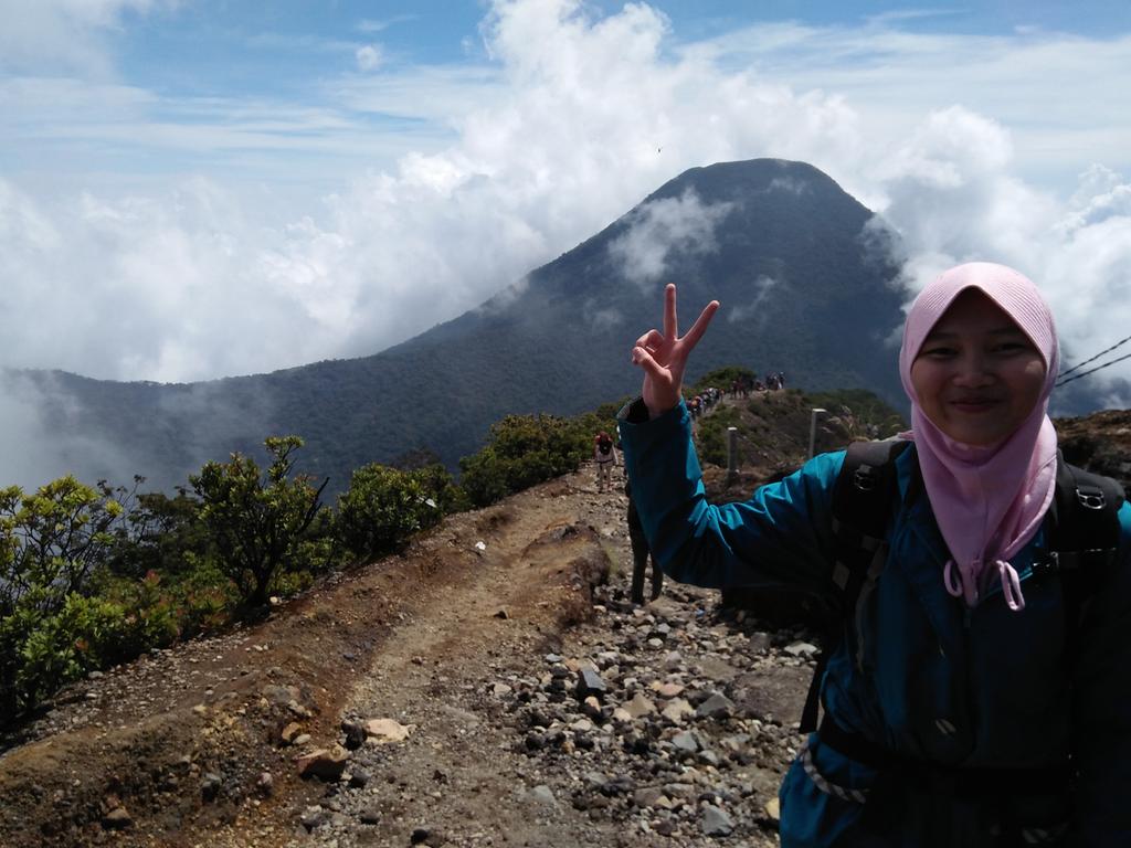 rahmautamin's tweet photo. Mt.GedePangrango 2958 mdpl https://t.co/bwLdmIx4ku