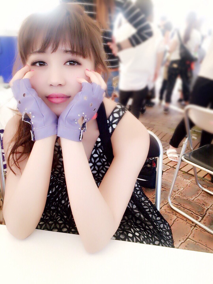 鷲尾伶菜 Reina Washio F Twitter