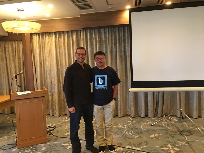 coosinc's tweet photo. Discussing the IoT market and cloud native computing in China with @cra https://t.co/IuY3saBA0Y