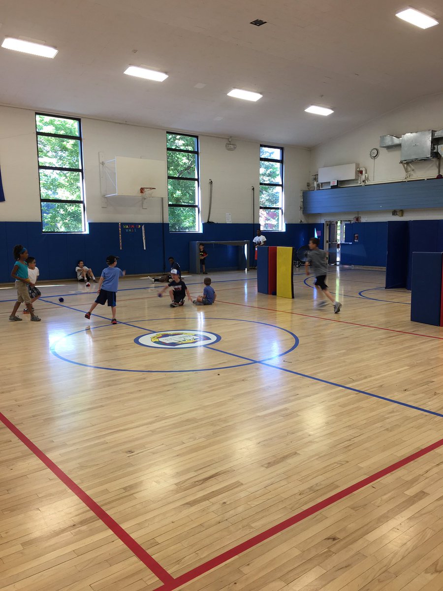 mtaillie's tweet photo. Wishing it was cooler but not wanting winter to be here yet... AC Day Campers are having a "snowball fight" https://t.co/ngXBaYY7dW