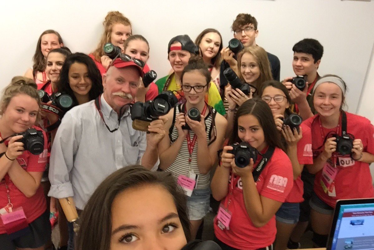 bthorson2's tweet photo. Day two of three-day high school photo workshop. https://t.co/fzJ42i2po7
