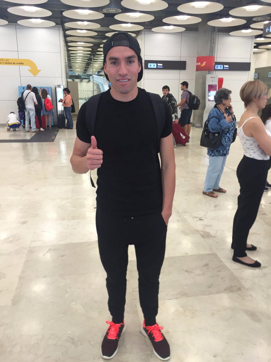 atletienglish's tweet photo. . @Nicogaitan is in Madrid. Countdown for his presentation at 19:00 at the Calderón! #WelcomeGaitán https://t.co/7sKdYpf7fT