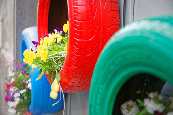 vendrepointcom's tweet photo. #Ecologie : voici des idées pour #recycler des pneus. https://t.co/7Z4aHnzyEi https://t.co/SpS3H04tO0