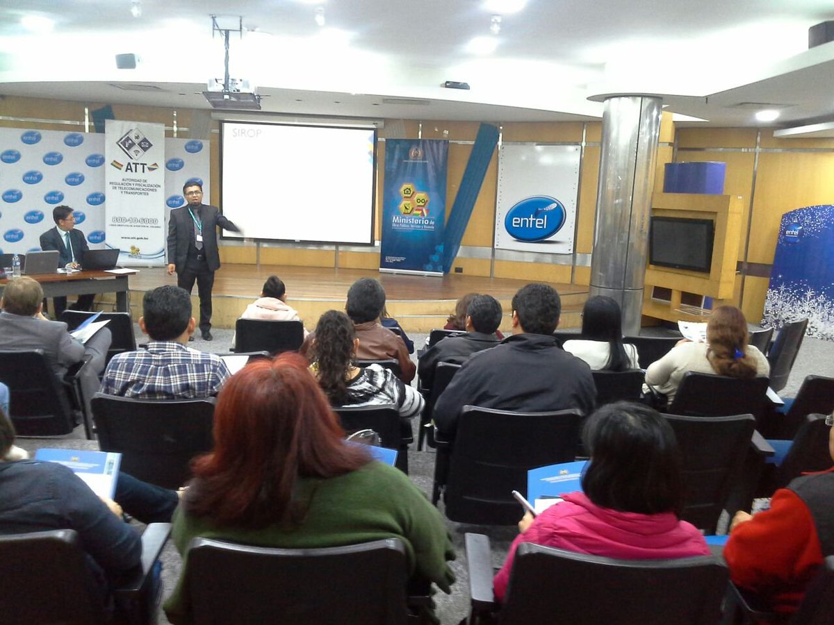 mopsv_Bolivia's tweet photo. #VMTEL en Taller de Socialización de Reforma Postal y su marco normativo con courriers en #SantaCruz https://t.co/qPoh1Q30Xr