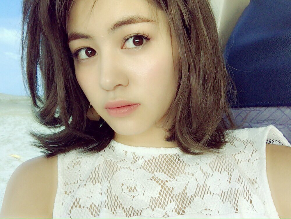 a_h_jsb26's tweet photo. いま、無性に楓ちゃんにあいたい爆笑

喋ってみたい😂😂😂😂

こう見えて、中身はおっさんらしいから話し合いそうな予感笑

E-girls、Happiness好きになったのも全部楓ちゃんがいたからなんだなぁ https://t.co/8d1OEmBGvN