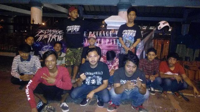 rtfckpdg's tweet photo. Semangat https://t.co/ZVBOPUY4aH