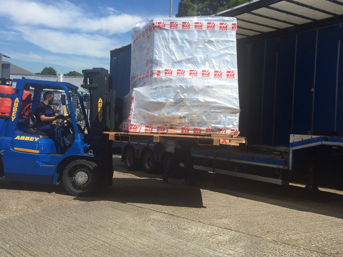 AgateProd's tweet image. APL always invests in its people and machinery. Delighted to take delivery of our new Haas VF-3 CNC Machine @HaasUK