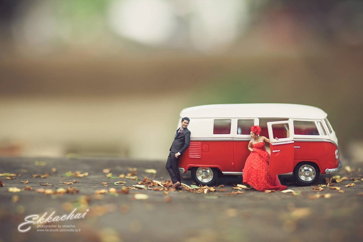 simonexpratesi's tweet photo. Wedding photographer Ekkachai Saelow shrinks couples into tiny people
https://t.co/7MqOoiRYlC https://t.co/1U8FPqFWdF
