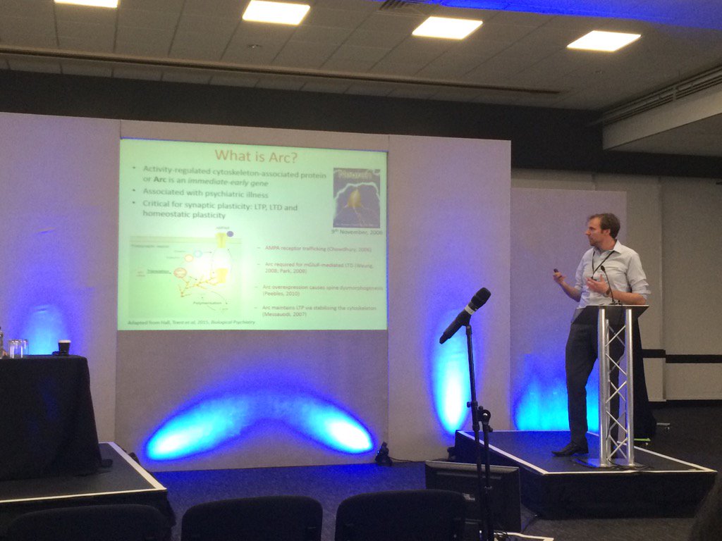 sykes_lucy's tweet photo. Dr Simon Trent on the role of ARC in synaptic plasticity. This year's non-clinical prize winner! #nmhri #bap2016 https://t.co/uvwlB2KKdX