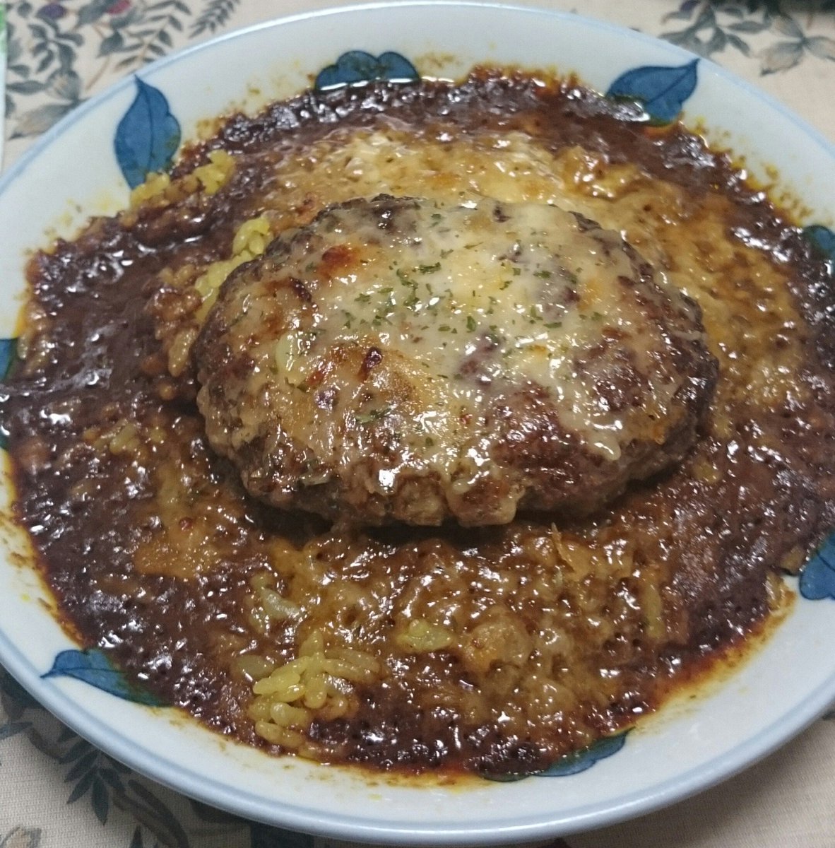 焼きチーズハンバーグカレードリア Hashtag On Twitter