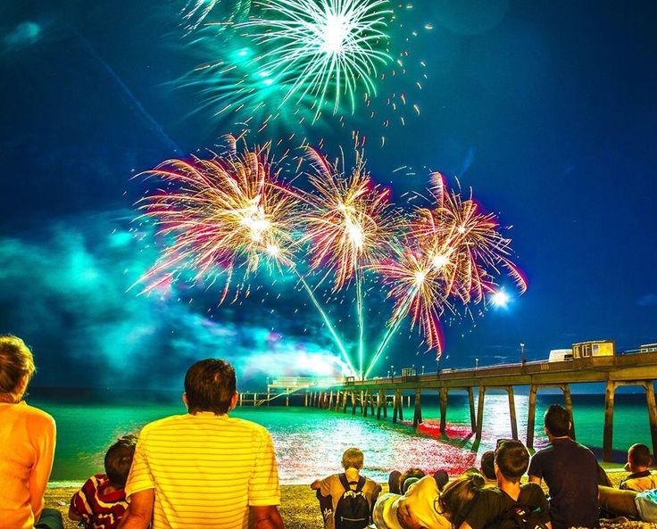 SuttonVale's tweet photo. USE CODE 'REGATTA' for a discount on camping between 25th-28th July! #regatta #summer #carnival https://t.co/rQZ8U1DfwI