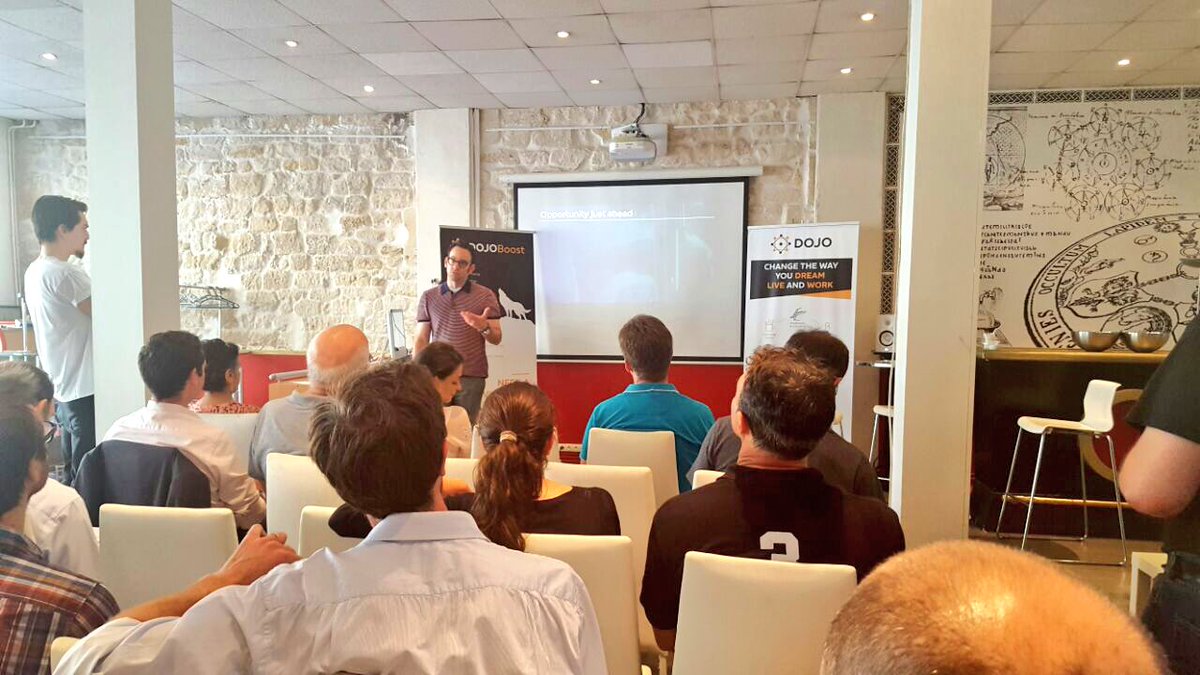 AxisInnovation's tweet image. Ford AppLink Europe Tour continues in Paris! Happy to see our partners from @DojoGroupFR again! #Francetech #Startup