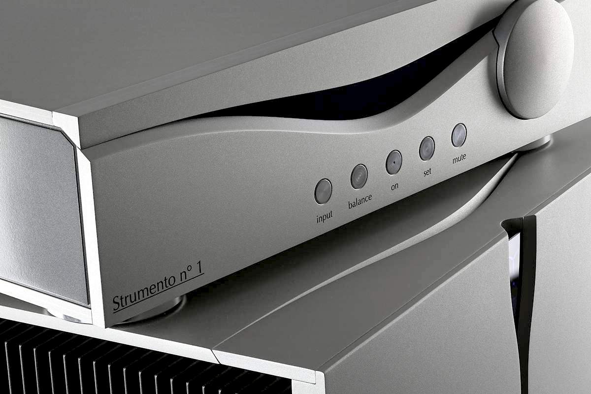 FIDELITYMAGAZIN's tweet image. #AudiaFlight Strumento No.1 / Strumento No.8 Vorverstärker/Mono-Endverstärker
#highend2016

goo.gl/CtXjvj