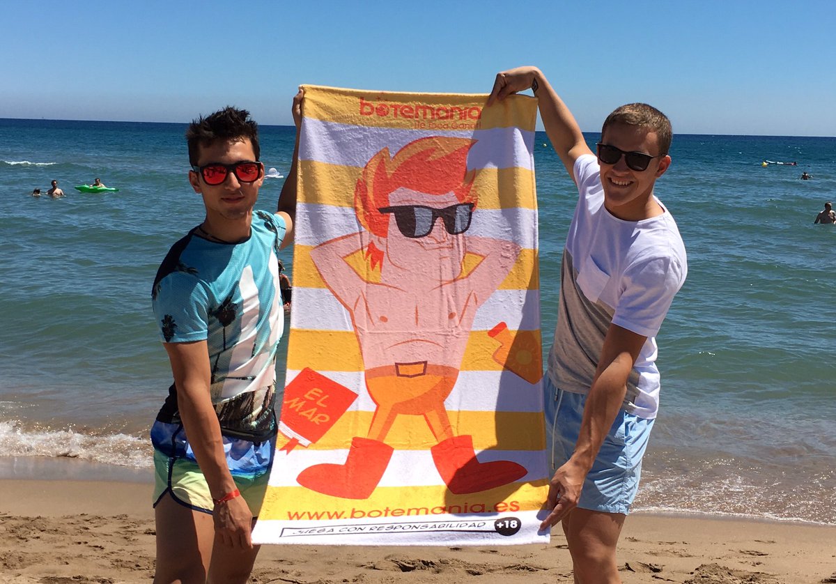 Disfrutando <a href="/JuanfranGuevara/">Juanfran Guevara</a> y yo de nuestras vacaciones con nuestros amigos de <a href="/botemania/">Botemanía</a> 👍🏻🔝 Gracias!!