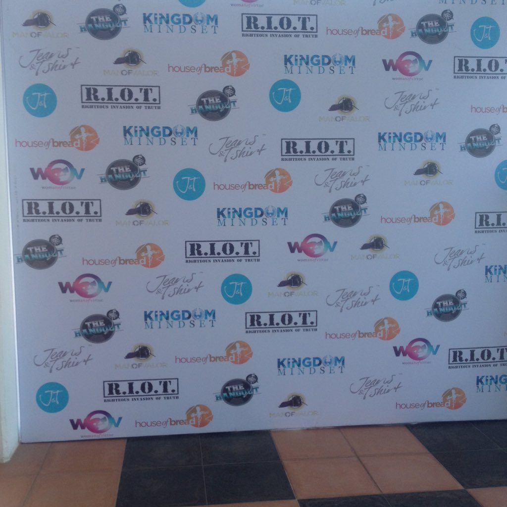 RIOT_Org's tweet photo. Setting up for tonight's #KingdomMindsetBusinessNetworkingNight Don't miss it. Drink and snack only @5,000 https://t.co/siebpKD6sA