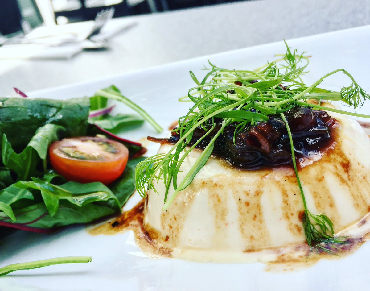 TheTailend's tweet photo. Arbroath Smokie Pannacotta W' Shallot &amp; balsamic Jam. We know we're biased but.. It's bl**dy tasty! #lovetailend #ff https://t.co/bqHlQS7loi