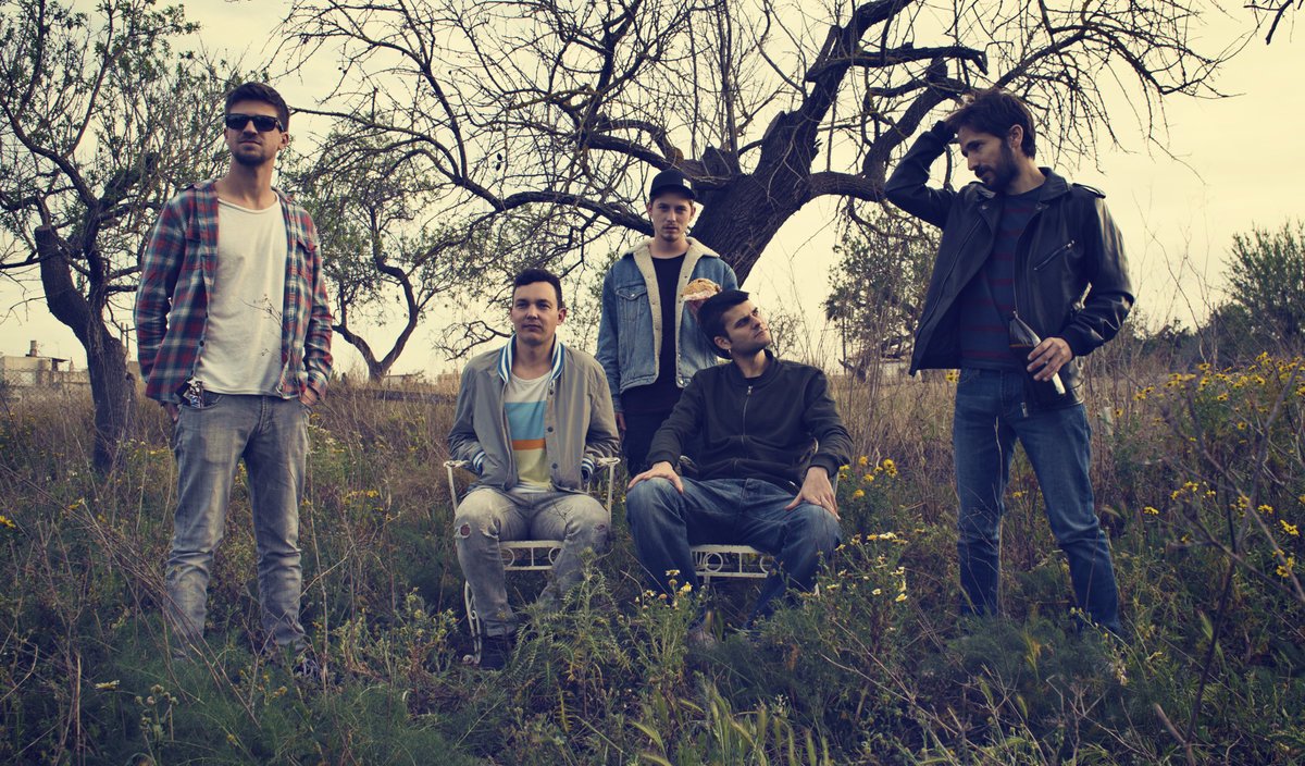 Avui actuen els Carlovich, grup revelació de Mallorca! Coneix-los a l'enllaç!
ow.ly/YwDN302o2Z5