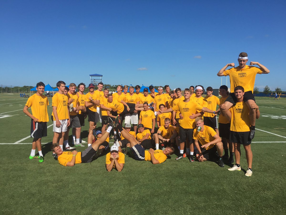 Chris_Sailer's tweet photo. Let Day 2 begin! Expect greatness. #TeamSailer #TOP12 #EventElite https://t.co/H0q0i6T3Ki