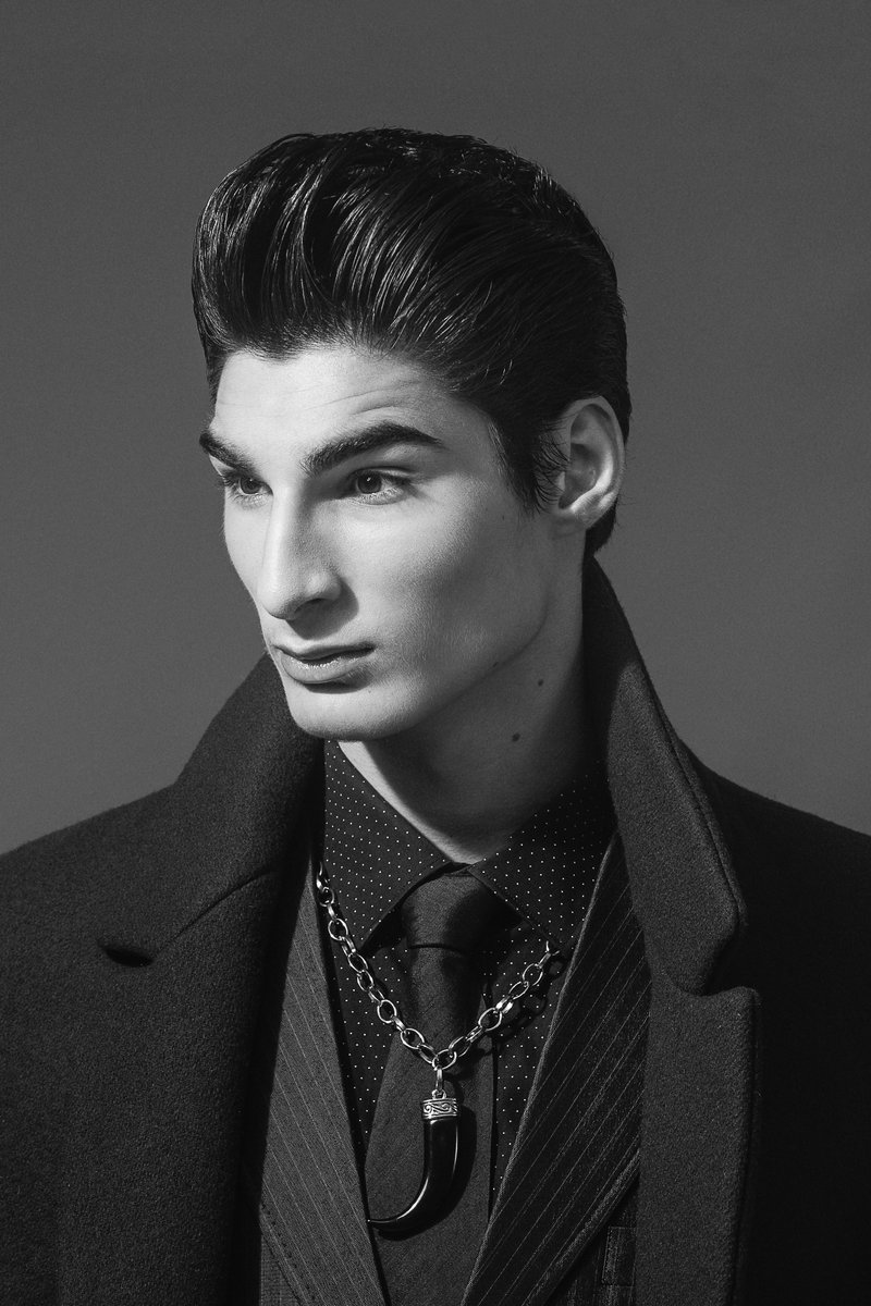 NOIRsalon_'s tweet image. Nuestra colección CØDE en la revista @CoiffureProf ! Descubrela aquí revistacoiffure.com/code-barber-st… #cabello #Tendencias