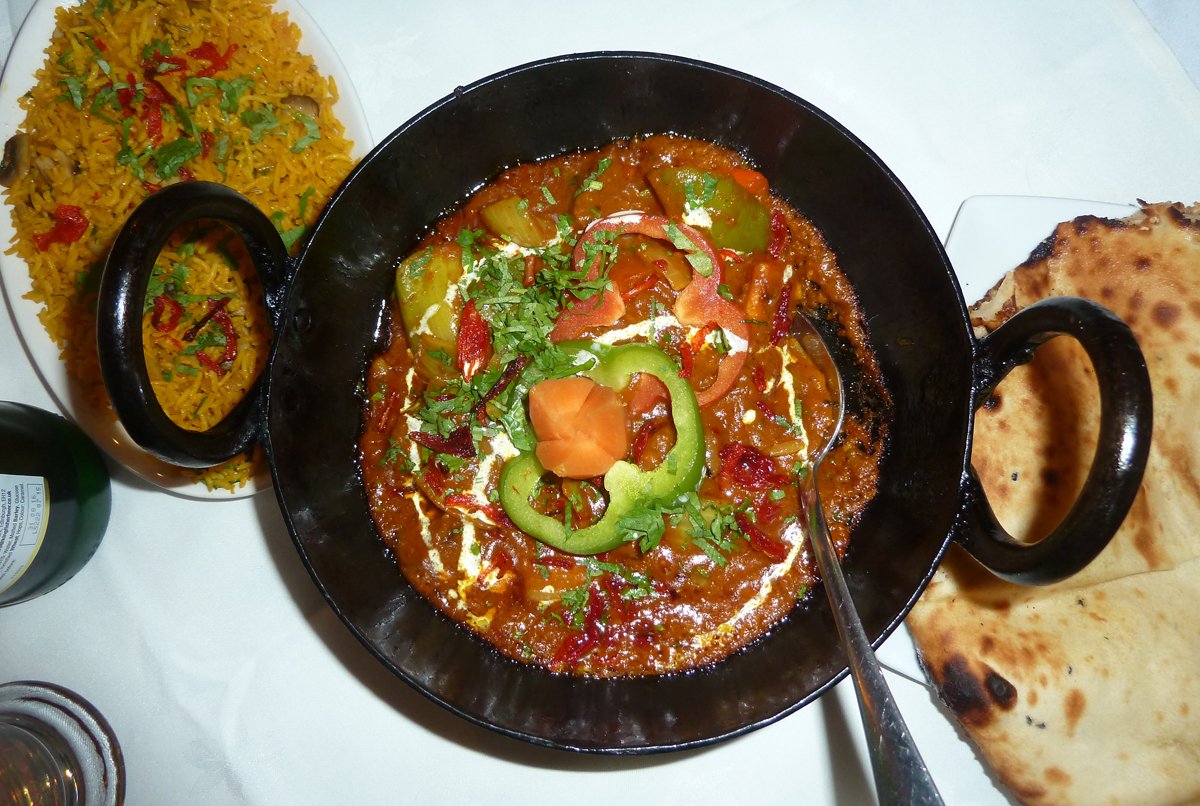 Check out our visit to the magnificent <a href="/SamratTooting/">SamratTooting</a>, #Tooting's oldest Tandoori! bit.ly/29J13lL