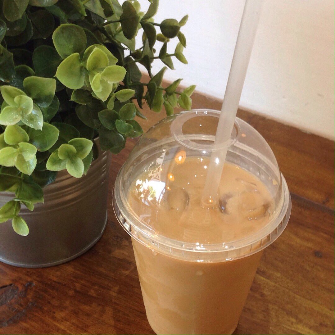 tweetdais's tweet photo. Ice Cold Coconut Latte ❄️☀️
#taketheheatoff😓😬
#vickiskensal
#vickiswillesden https://t.co/DlrdZVl0Jm